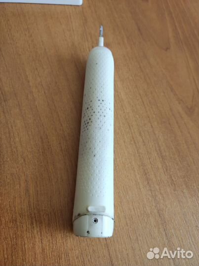 Электрическая зубная щётка Oral-B Genius 8900