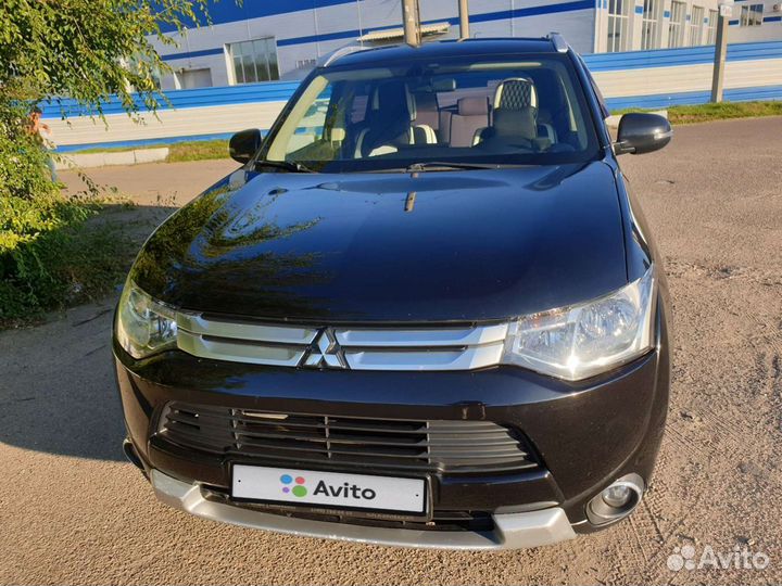 Mitsubishi Outlander 3.0 AT, 2014, 195 000 км