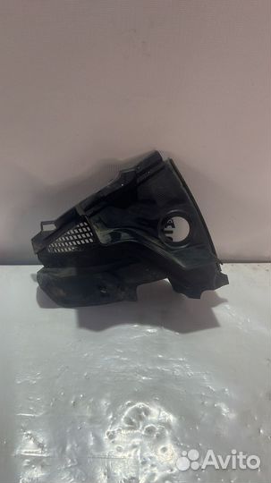 Накладка жабо Opel Zafira 13167228 передняя правая