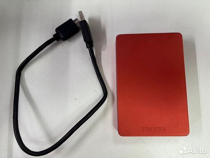 Внешний бу Toshiba DTH320 2 tb 224ч с кабелем