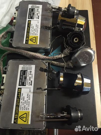 Блок розжига ксенона toyota Краун Маджеста