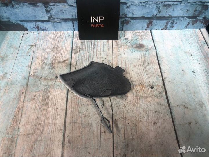 Заглушка крюка бампера передняя Ford Focus 3