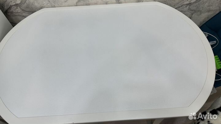 Кухонный стол