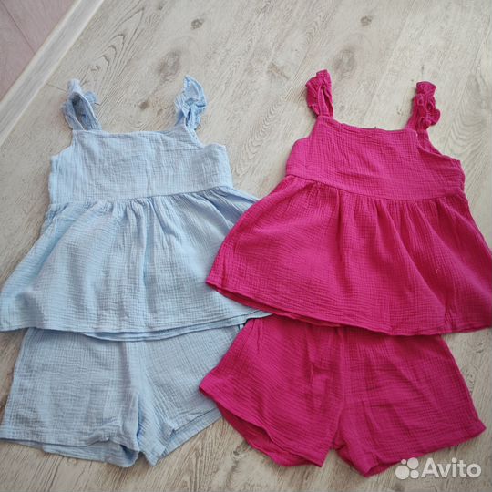 Костюмы 152,158