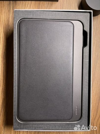 Зарядное устройство Nomad Base Station Pro