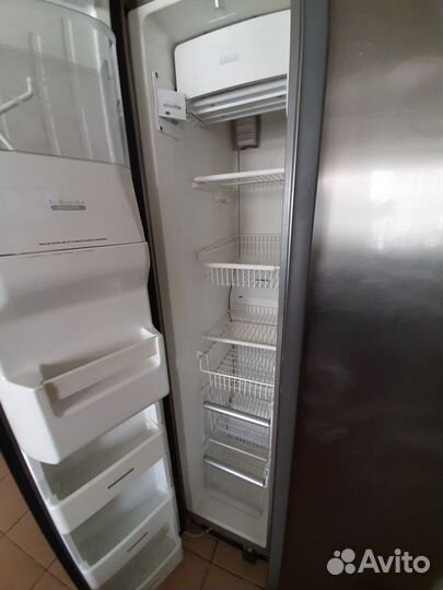 Холодильники Side by Side whirlpool s20d
