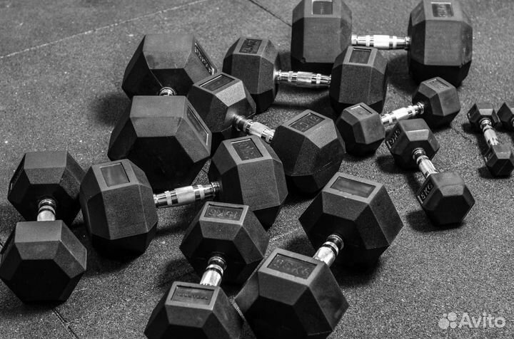 Гантельный ряд, гантели 160кг. В наличии и др.вес