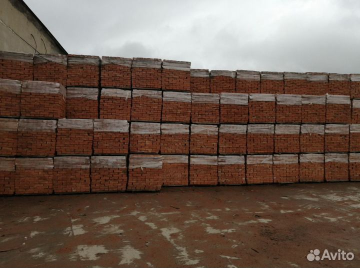 Кирпич красный полнотелый новый