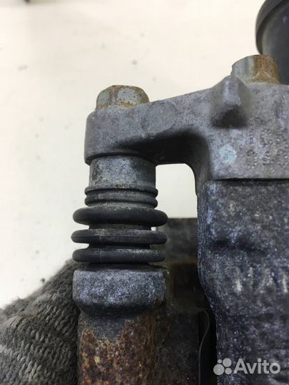 Суппорт задний правый Hyundai i40 VF 2011