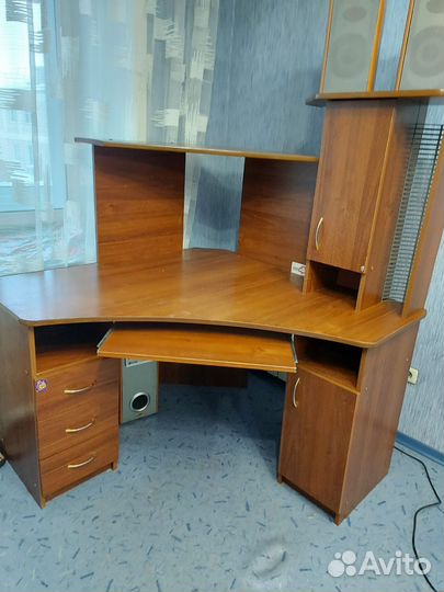 Компьютерный столик бу