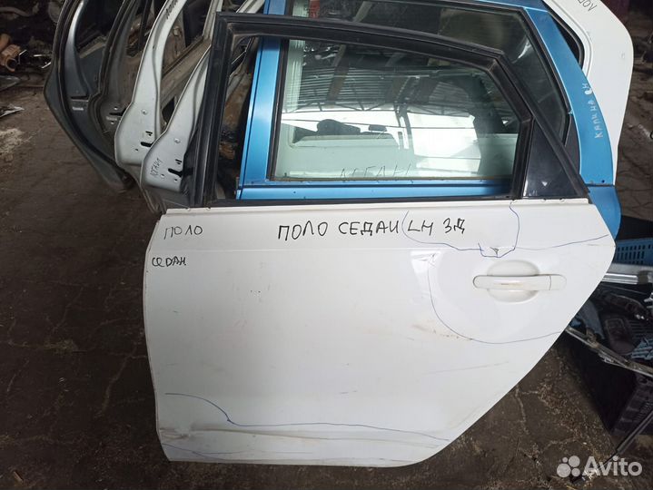 Фольксваген Поло 5 седан дверь задняя левая дефект
