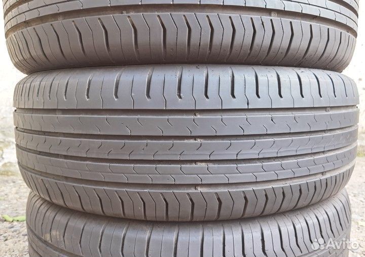 Continental ContiEcoContact 5 215/60 R17 96H
