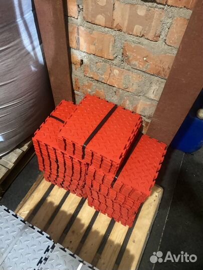 Модульный пол для гаража