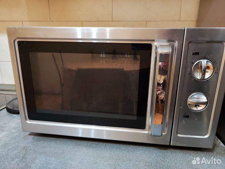 Beckers Профессиональная микроволновая печь