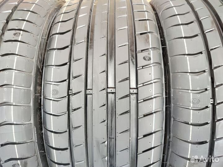 Triangle EffeXSport TH202 235/45 R17