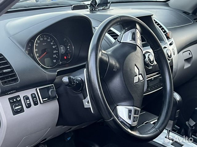 Mitsubishi Pajero Sport 2.5 AT, 2013, 121 280 км