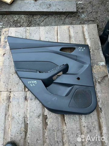 Обшивка двери задняя левая Ford Focus 3