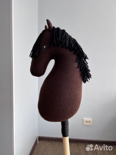 Хоббихорс гнедой