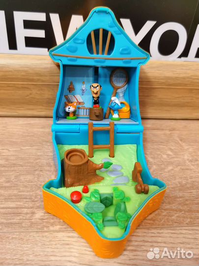 Домик смурфиков