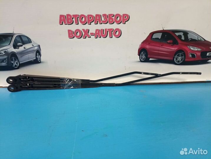 Поводки дворников Citroen C3 Picasso