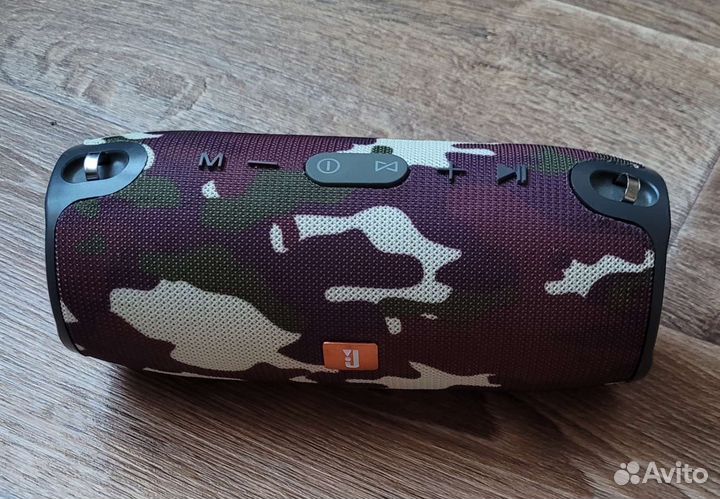 Блютуз колонка