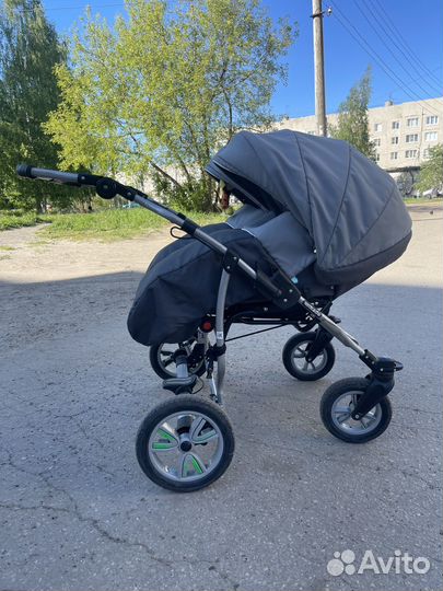 Коляска для двойни