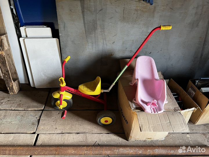 Детский трехколесный велосипед