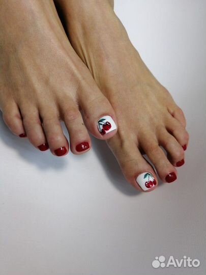 Маникюр, педикюр, наращивание ногтей