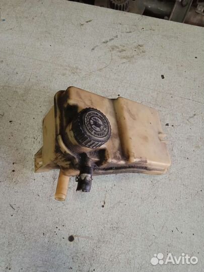 Бачок гур Citroen xsara I ситроен ксара 1