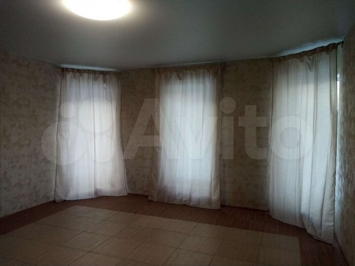 Коттедж 160 м² на участке 8 сот.