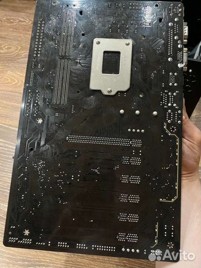 Материнская плата с процессором