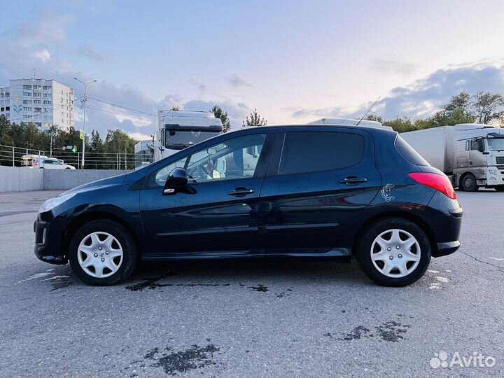 Peugeot 308 1.6 МТ, 2010, 138 000 км