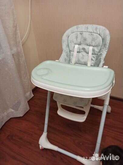 Стул для кормления