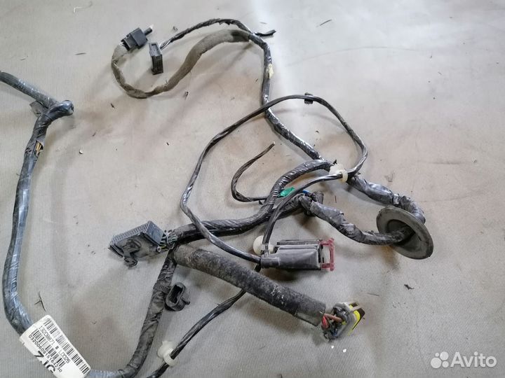 Коса двери передней левой Opel Astra H 2004-2015