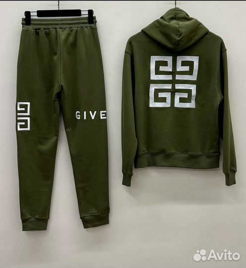 Спортивный костюм мужской новый