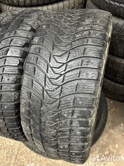 Michelin X-Ice North 3 215/50 R17