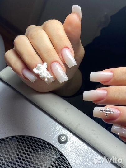 Наращивание ногтей