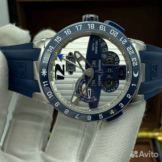 Часы наручные Ulysse Nardin El Toro