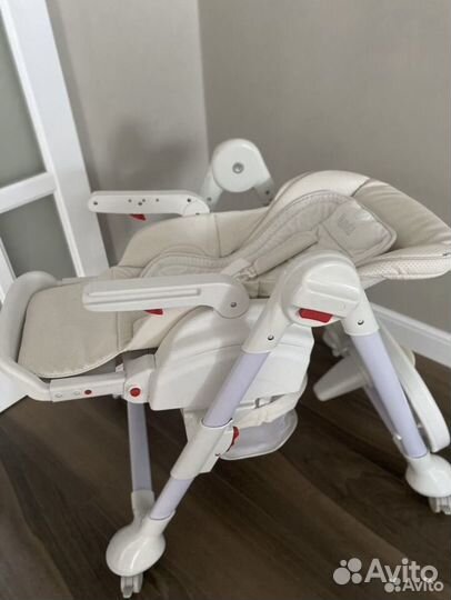 Стул-шезлонг для кормления nuovita tutela