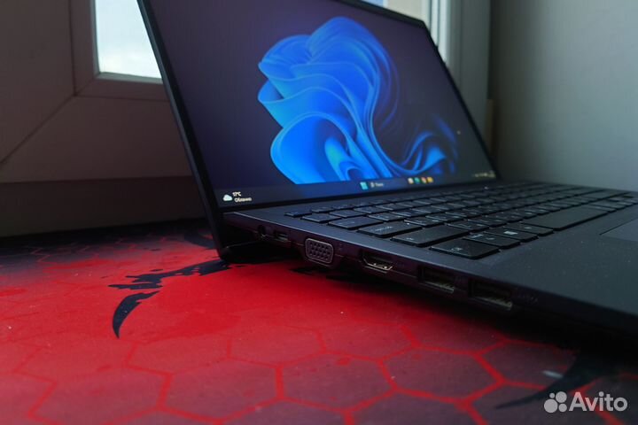 Asus ExpertBook B1