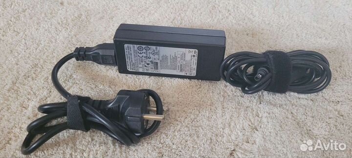 Блок питания (зарядное устройство) для PSP