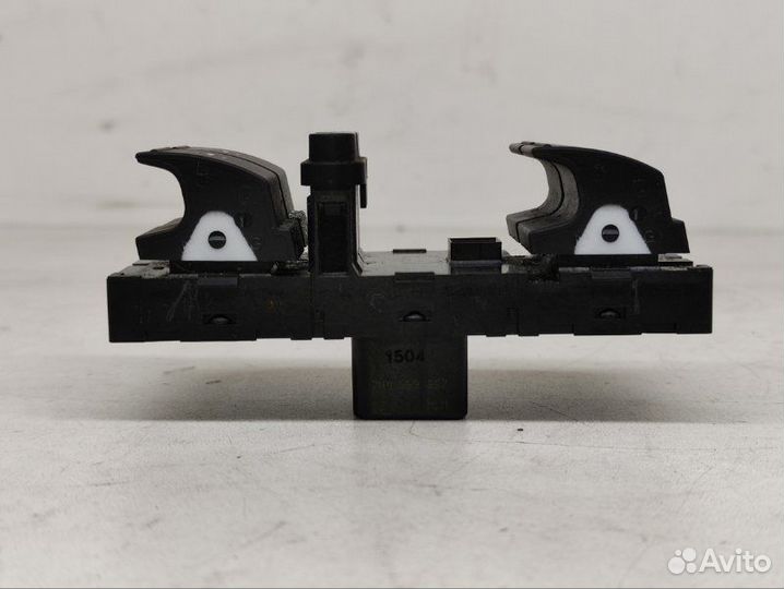 Блок управления стеклоподъемниками Volkswagen