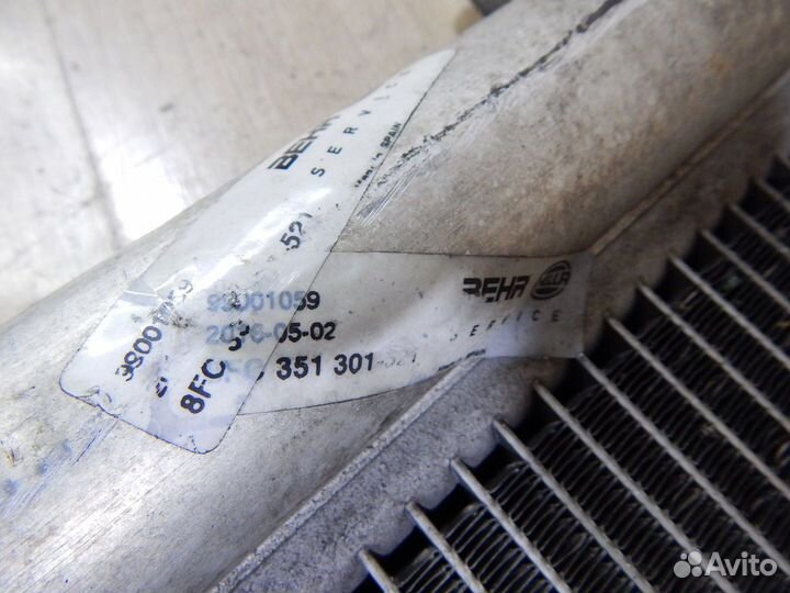 Радиатор кондиционера VW Sharan