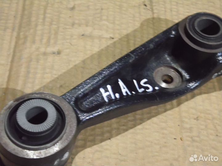 Рычаг правый передний Лексус лс 600