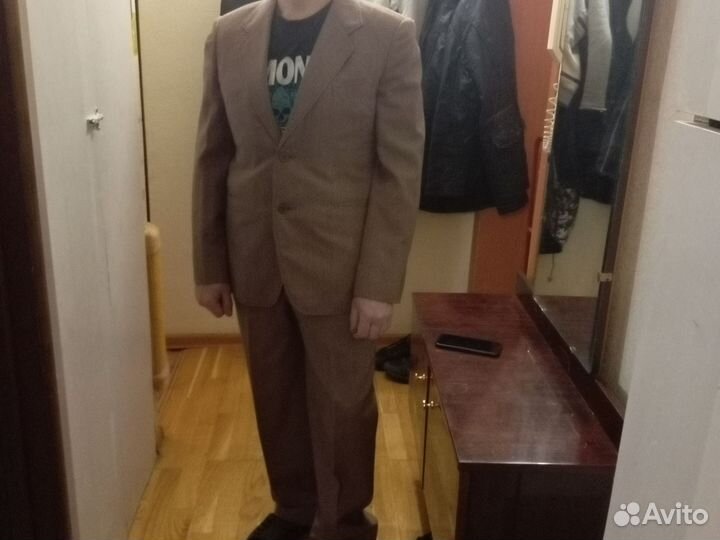 Костюмы мужские концертный и классический