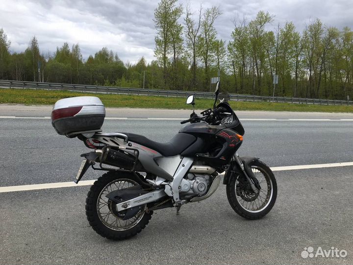 Aprilia Pegaso 650 (Cube)