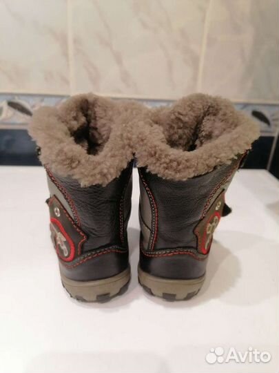 Зимние сапоги. Размер 22