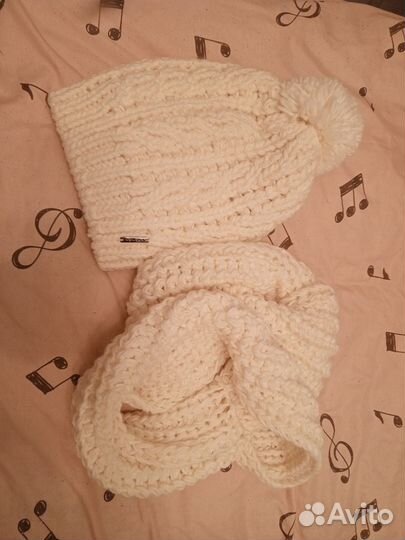 Шапка и шарф