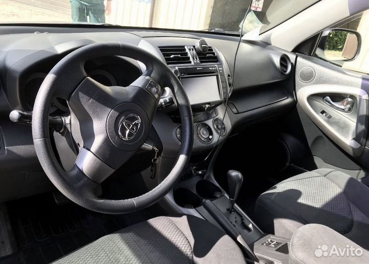 Toyota RAV4 2.0 AT, 2006, 270 000 км