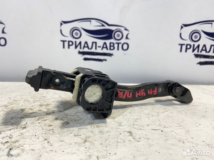 Ограничитель двери передний правый Bmw 5 F11